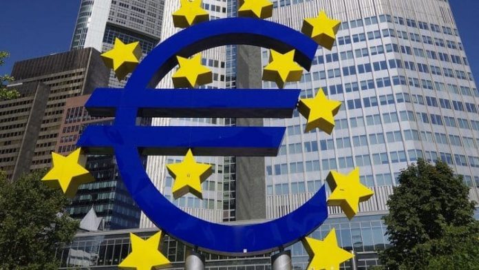 Zo zasadania ECB vyplynulo, ze tento rok nedojde k hiku, EUR / USD zareagoval poklesom